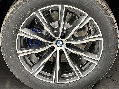Used 2026 BMW X5 M60i AWD/4WD image 11
