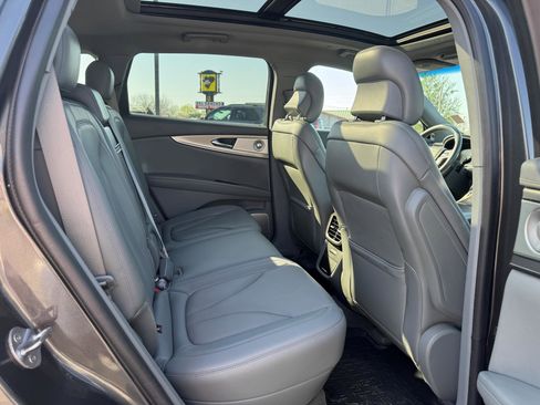 Used 2019 Lincoln Nautilus Reserve w/ Ultimate Package AWD/4WD image 10