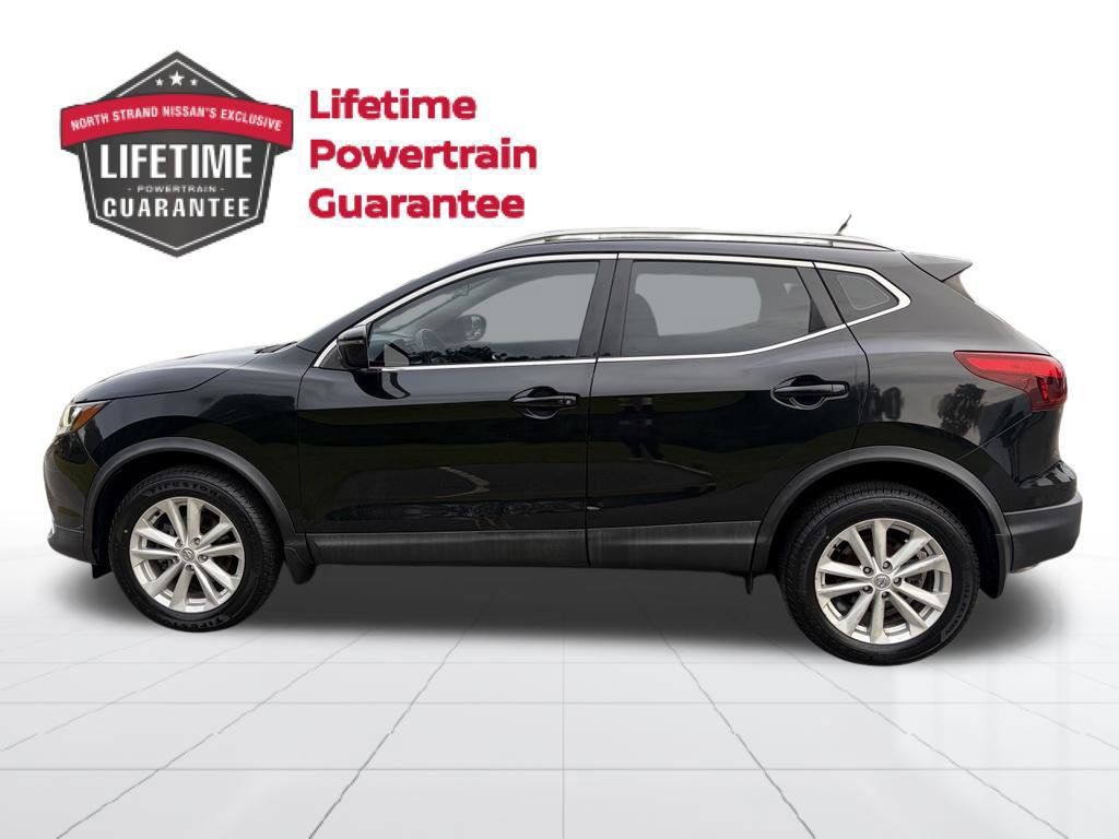 Used 2018 Nissan Rogue Sport SV w/ SV All-Weather Package FWD image 2