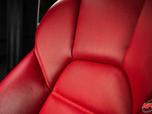 Used 2015 Porsche Macan Turbo image 27