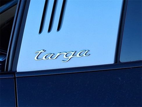 Used 2017 Porsche 911 Targa 4S image 36
