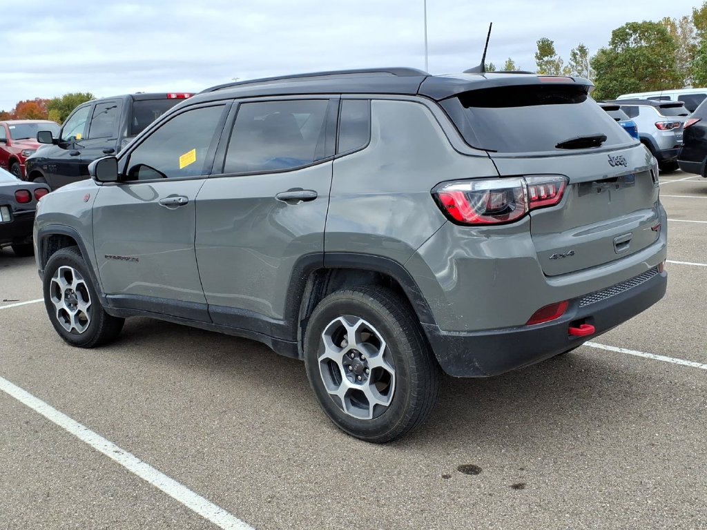 Used 2022 Jeep Compass Trailhawk AWD/4WD image 6