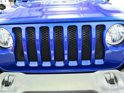 Used 2018 Jeep Wrangler Unlimited Sport S image 16