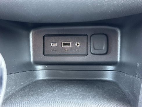 Used 2024 Chevrolet Equinox LT AWD/4WD image 12