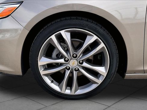 Used 2024 Chevrolet Malibu LT FWD image 11