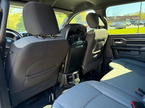 Used 2024 RAM 3500 Big Horn image 18