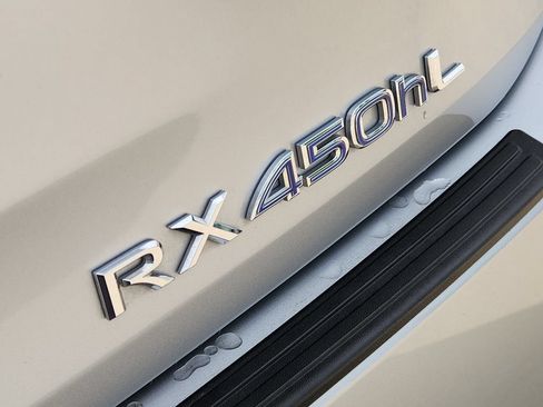 Used 2018 Lexus RX 450hL Premium w/ Premium Package AWD/4WD image 12