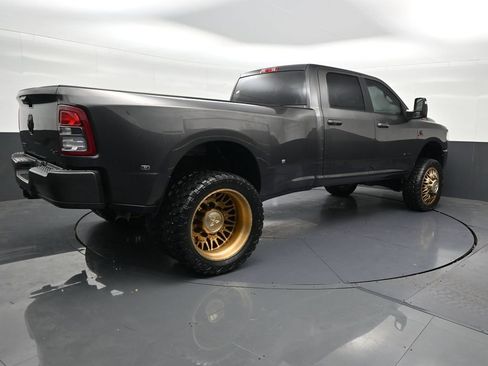 Used 2024 RAM 3500 Big Horn w/ Night Edition AWD/4WD image 5