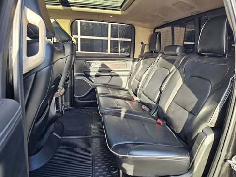 Used 2019 RAM 1500 Laramie image 17