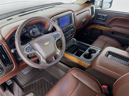 Used 2017 Chevrolet Silverado 3500 High Country w/ Duramax Plus Package AWD/4WD image 11