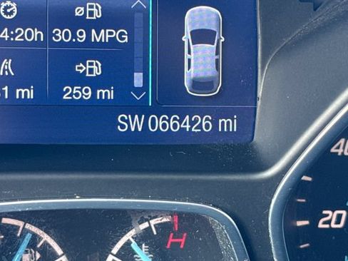Used 2014 Ford Focus SE FWD image 17