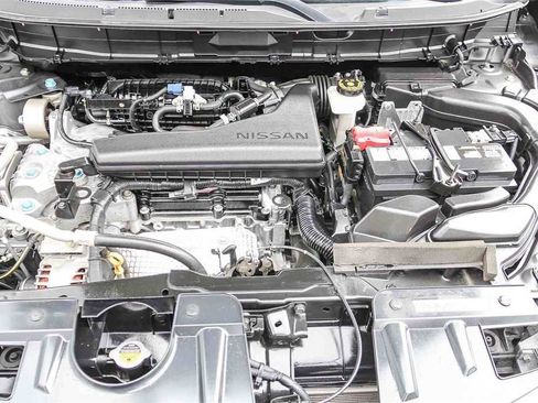 Used 2020 Nissan Rogue S image 26