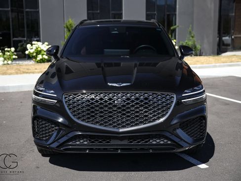 Used 2023 Genesis GV70 2.5T w/ Sport Prestige Package AWD/4WD image 18
