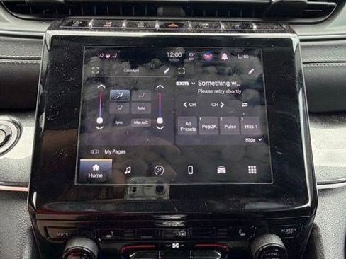 Used 2023 Jeep Grand Cherokee Laredo w/ Luxury Tech Group I image 7