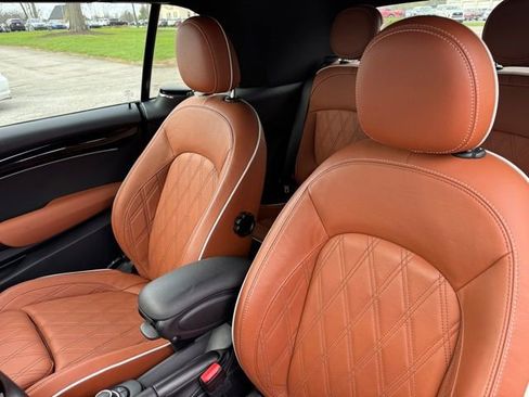 Used 2023 MINI Cooper S w/ Signature Upholstery Package FWD image 17
