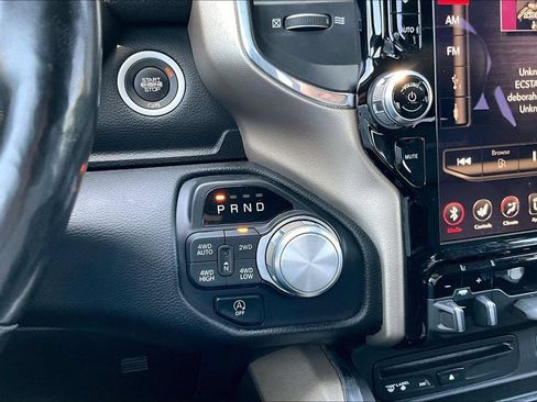 Used 2019 RAM 1500 Laramie w/ Sport Appearance Package AWD/4WD image 14