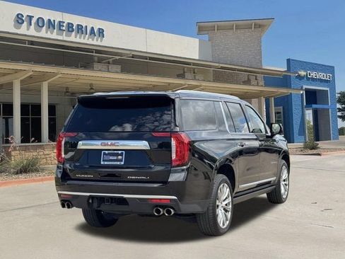 Used 2023 GMC Yukon XL Denali AWD/4WD image 5