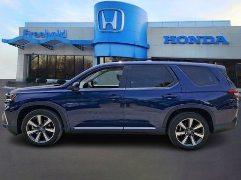 Used 2023 Honda Pilot Elite image 4