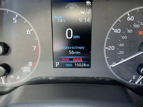 Used 2025 Toyota Corolla LE FWD image 17