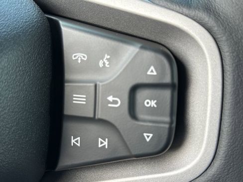 New 2025 Ford Bronco Badlands image 31