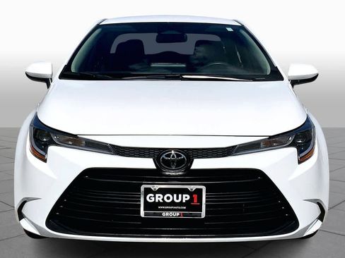 Used 2024 Toyota Corolla LE image 4