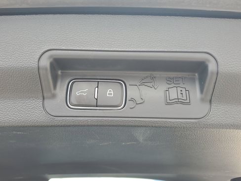 Used 2023 Ford Explorer ST w/ Equipment Group 401A AWD/4WD image 11