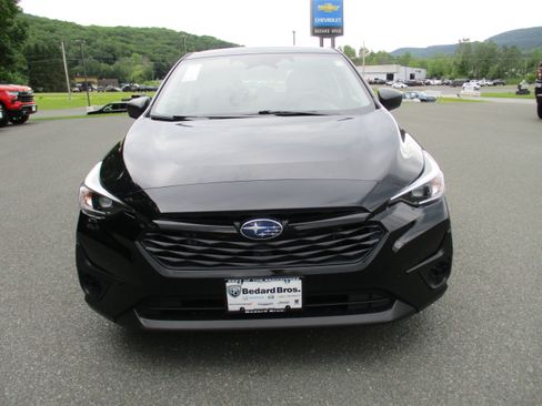 Used 2024 Subaru Impreza 2.0i AWD/4WD image 2