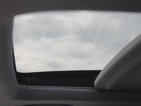 Used 2022 Honda CR-V EX-L image 8