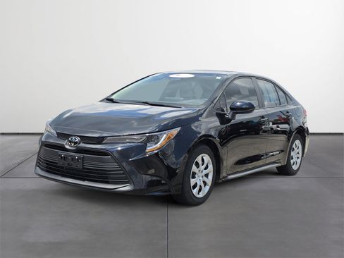 Certified 2024 Toyota Corolla LE FWD image 2