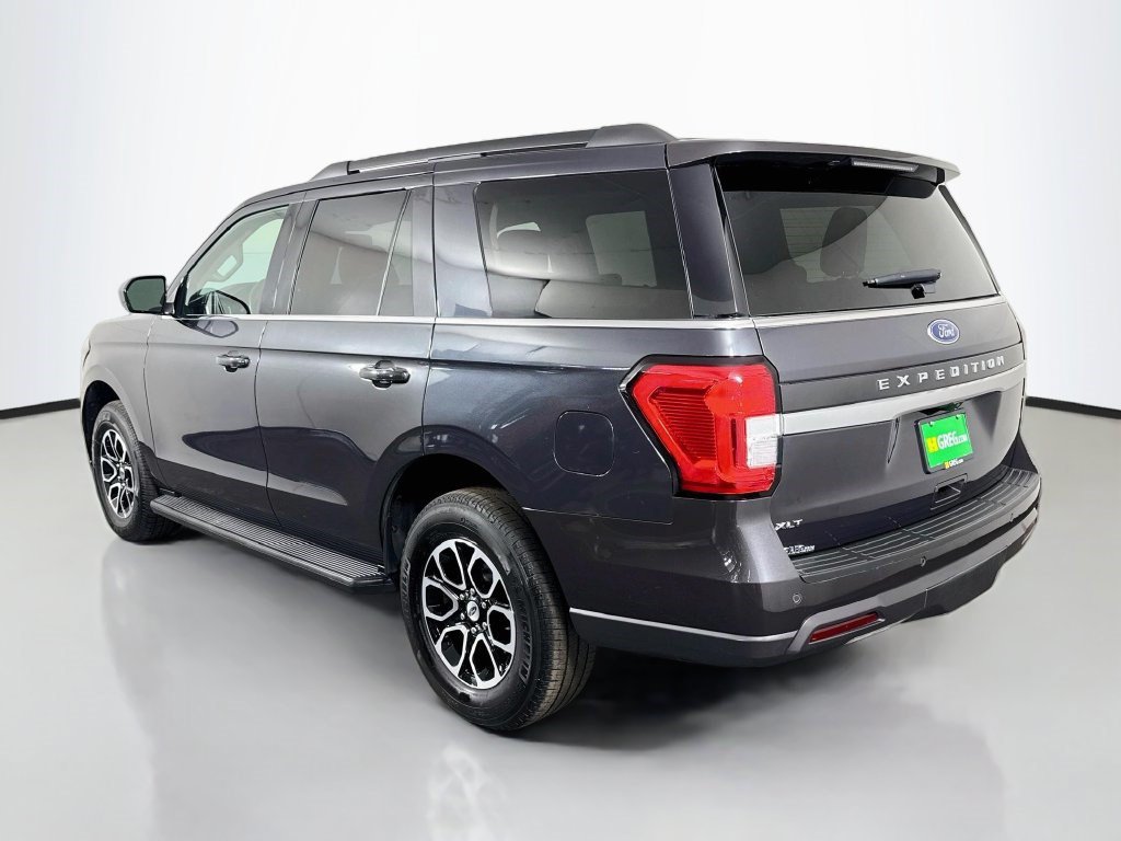 Used 2024 Ford Expedition XLT RWD image 7