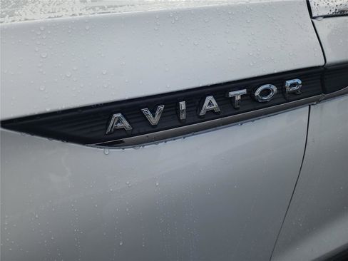 New 2026 Lincoln Aviator 2WD image 10