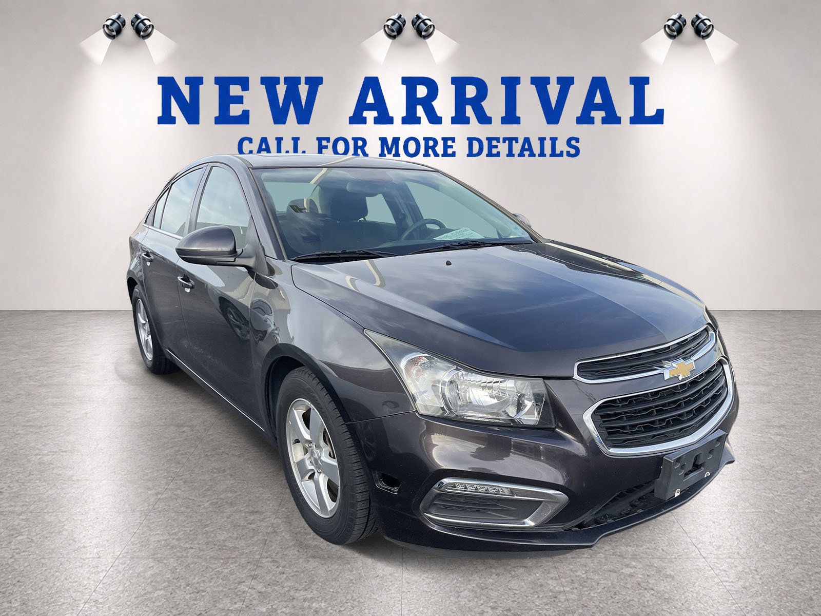 Used 2015 Chevrolet Cruze LT w/ Sun And Sound Package FWD image 4