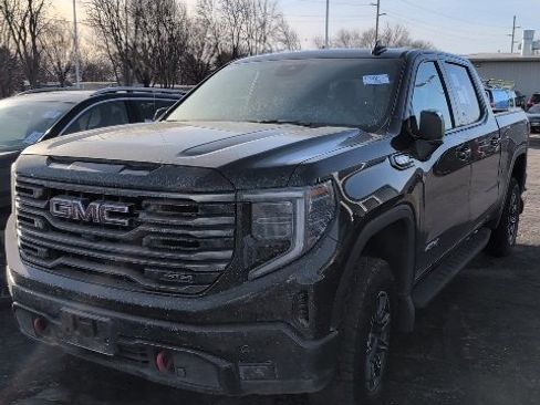 Used 2025 GMC Sierra 1500 AT4 w/ AT4 Premium Package image 1