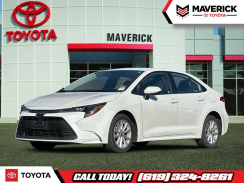 Used 2025 Toyota Corolla LE image 1