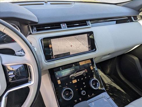 Used 2023 Land Rover Range Rover Velar R-Dynamic S image 15