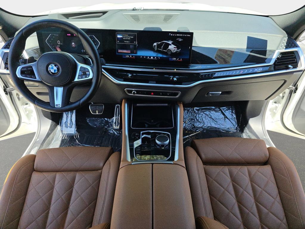 Used 2024 BMW X6 xDrive40i w/ Premium Package AWD/4WD image 10