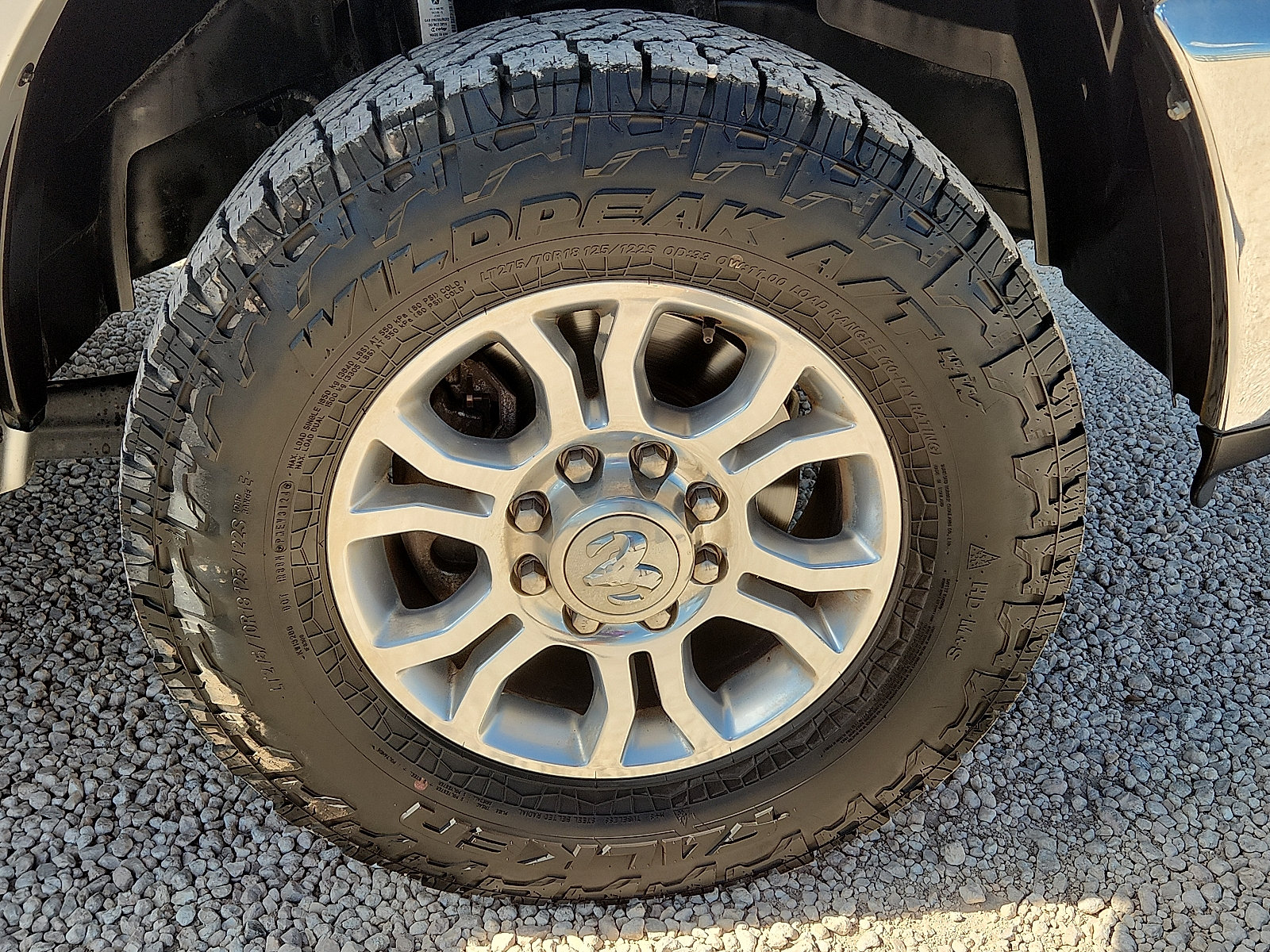 Used 2016 RAM 2500 Laramie AWD/4WD image 7
