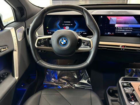 Certified 2023 BMW iX M60 w/ Executive Package image 28