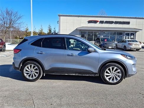 Used 2022 Ford Escape Titanium w/ Titanium Elite Package image 26