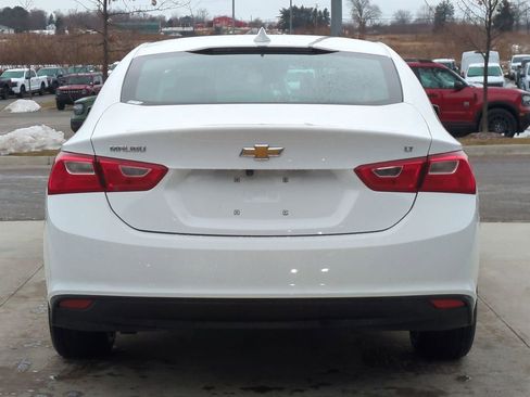 Used 2023 Chevrolet Malibu LT image 4