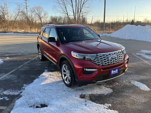 Used 2020 Ford Explorer Platinum w/ Premium Technology Package image 8