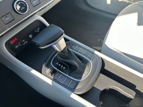 New 2026 Hyundai Kona SE image 19