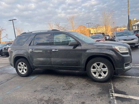 Used 2015 GMC Acadia SLE image 3