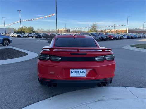 Used 2020 Chevrolet Camaro SS image 4