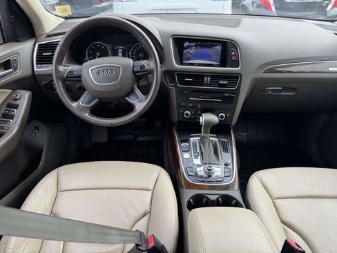 Used 2015 Audi Q5 2.0T Premium Plus w/ Technology Package AWD/4WD image 9
