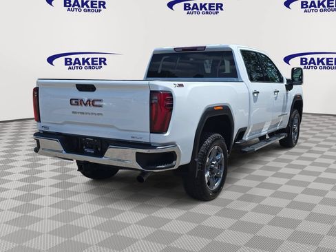 Used 2026 GMC Sierra 2500 SLT AWD/4WD image 5