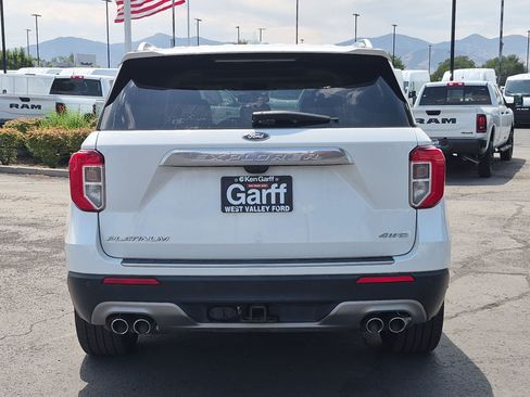 Used 2021 Ford Explorer Platinum w/ Equipment Group 601A AWD/4WD image 5
