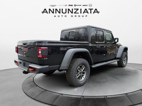 New 2026 Jeep Gladiator Mojave w/ Technology Group AWD/4WD image 5
