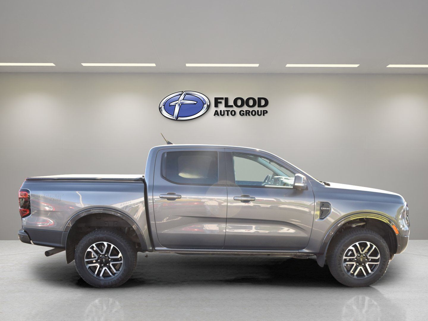 Used 2024 Ford Ranger Lariat w/ Trailer Tow Package AWD/4WD image 3