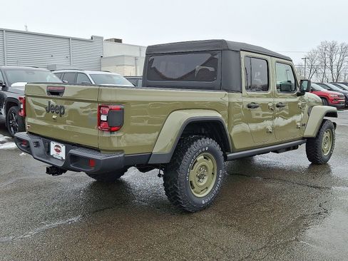 New 2026 Jeep Gladiator Sport image 4